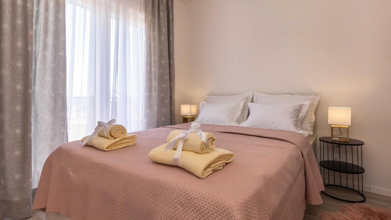 Apartments Lana Makarska Ngoại thất bức ảnh