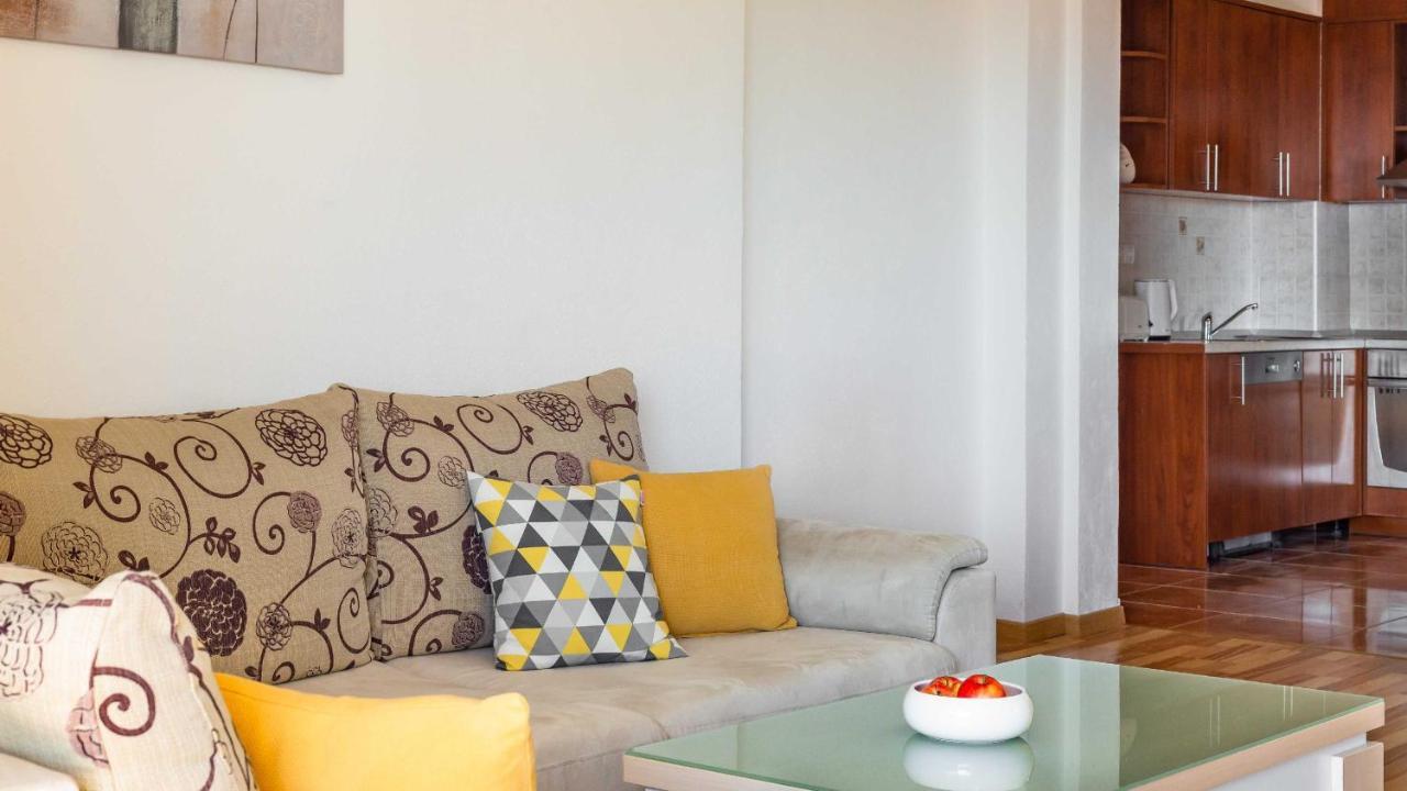 Apartments Lana Makarska Ngoại thất bức ảnh