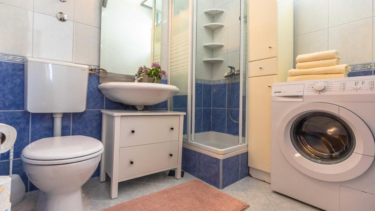 Apartments Lana Makarska Ngoại thất bức ảnh