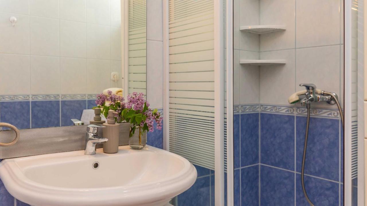Apartments Lana Makarska Ngoại thất bức ảnh