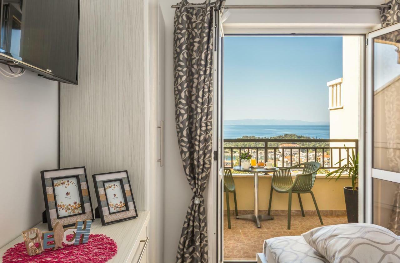 Apartments Lana Makarska Ngoại thất bức ảnh