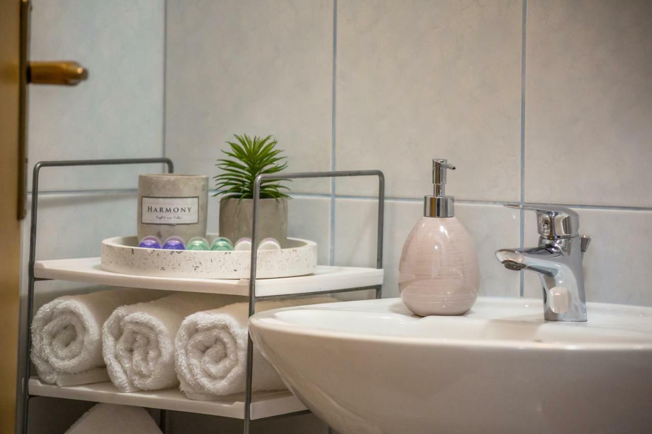 Apartments Lana Makarska Ngoại thất bức ảnh