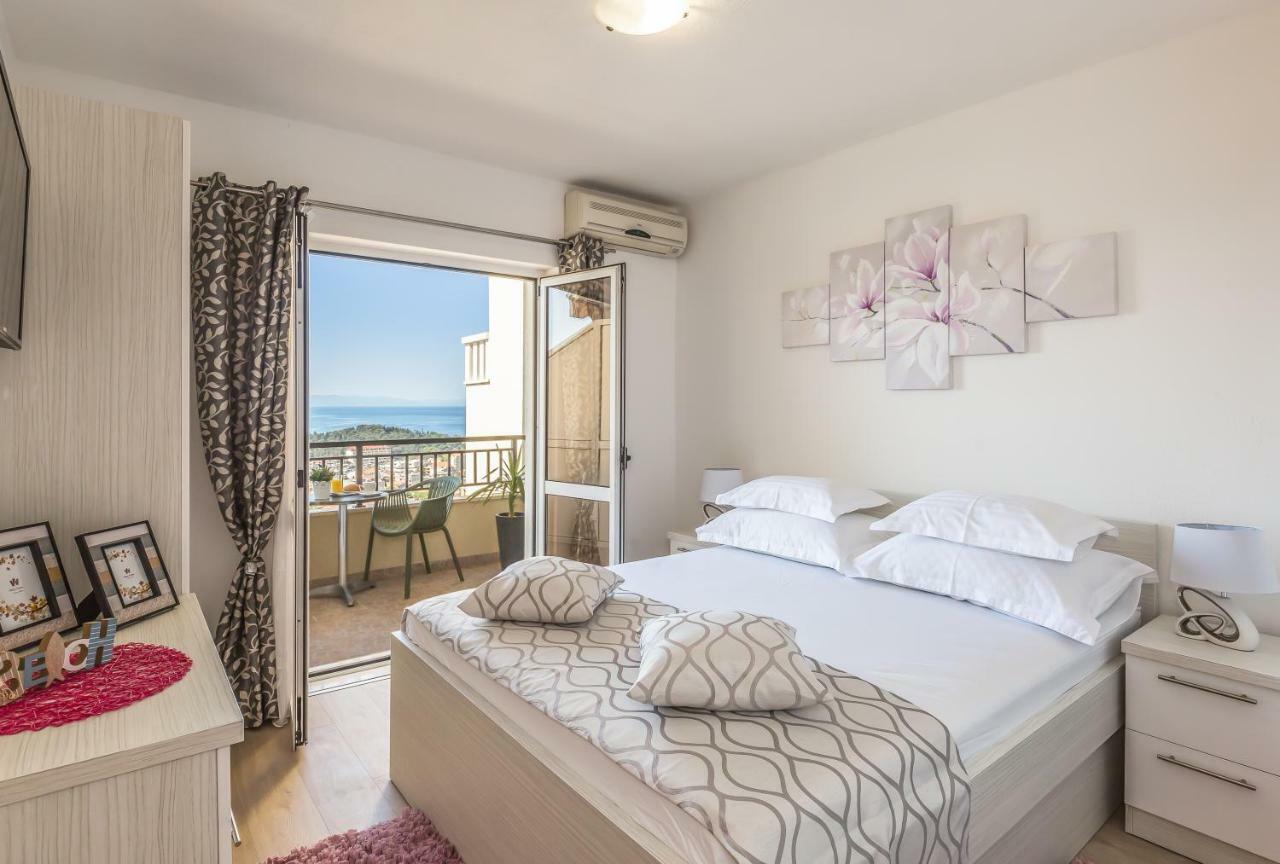 Apartments Lana Makarska Ngoại thất bức ảnh