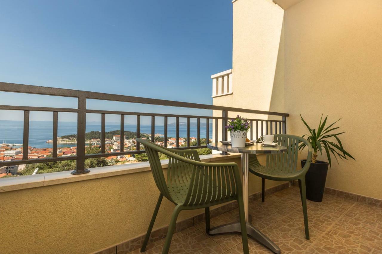 Apartments Lana Makarska Ngoại thất bức ảnh