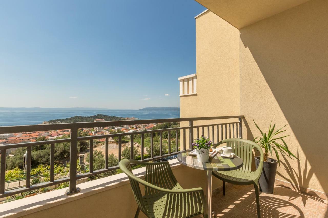Apartments Lana Makarska Ngoại thất bức ảnh
